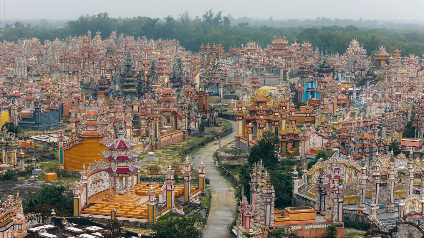 Vietnam, photograph 11